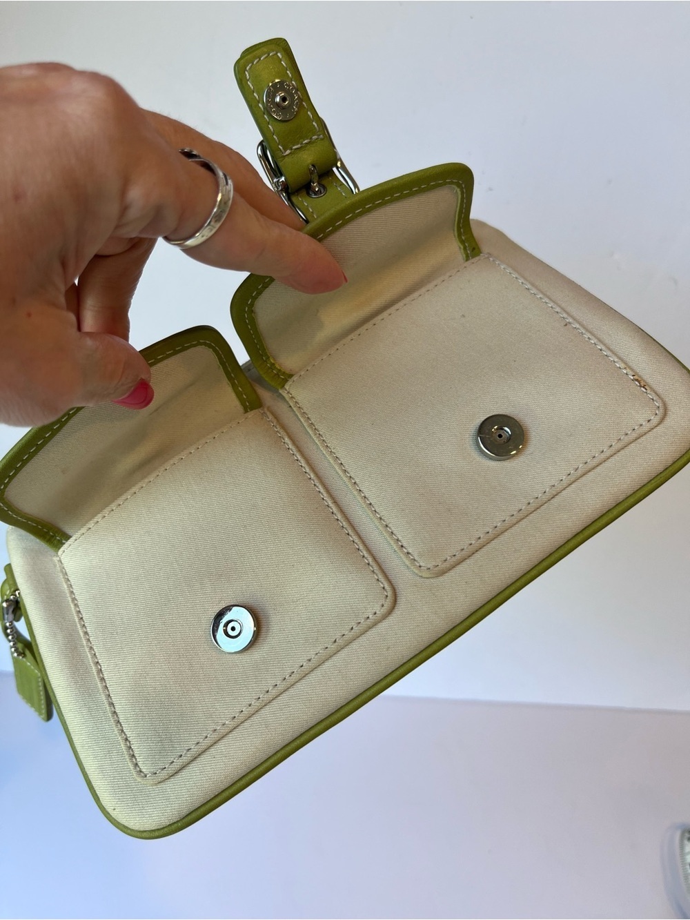 Vintage Coach Wristlet Y2K Tan Green Buckle - Picture 7 of 7